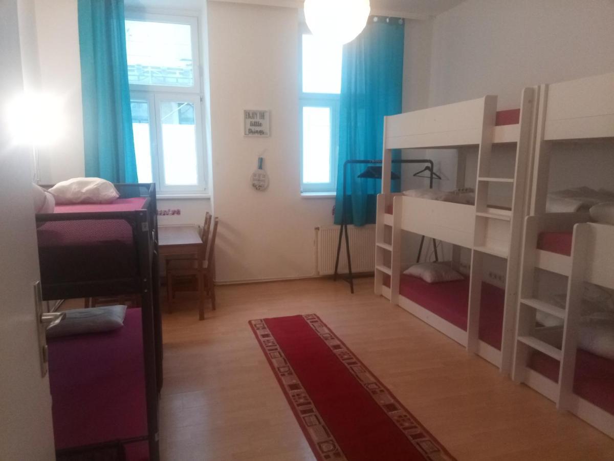 Momore Apartments Wina Bagian luar foto